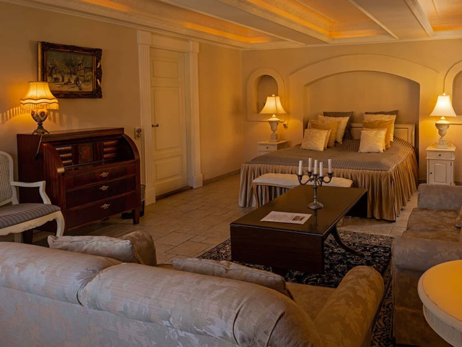 Deluxe-suite m. jacuzzi på Skrøbelev Gods