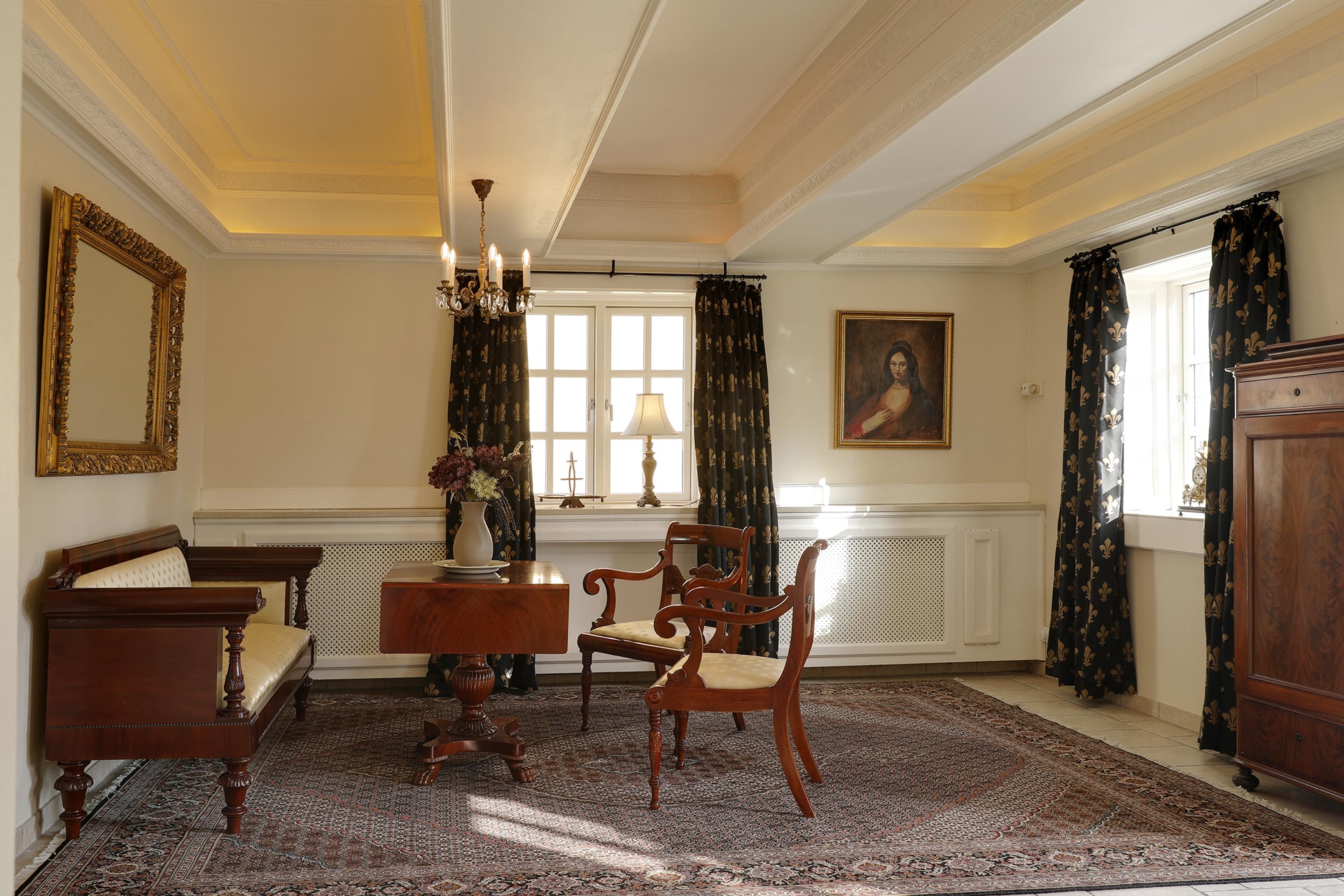 Deluxe Suite mit Whirlpool på Skrøvelev Gods