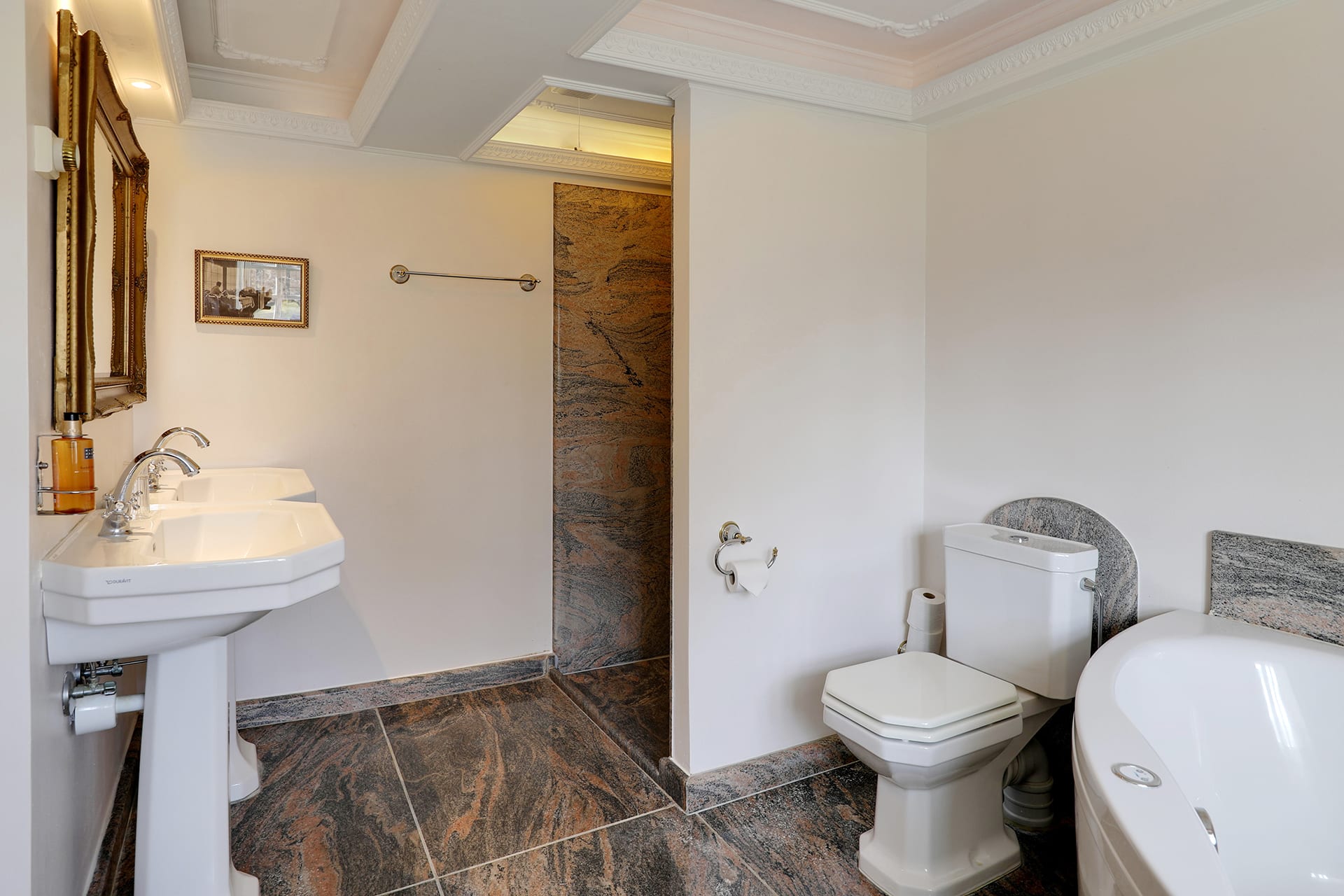 Standard-Suite mit Jacuzzi på Skrøvelev Gods
